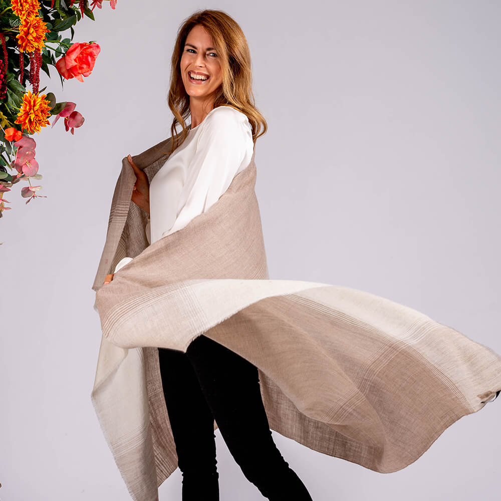 Cream and Caramel Cashmere Ring Shawl - Image 4