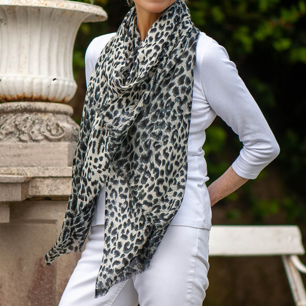 Black Leopard Print Cashmere and Silk Scarf - Image 5