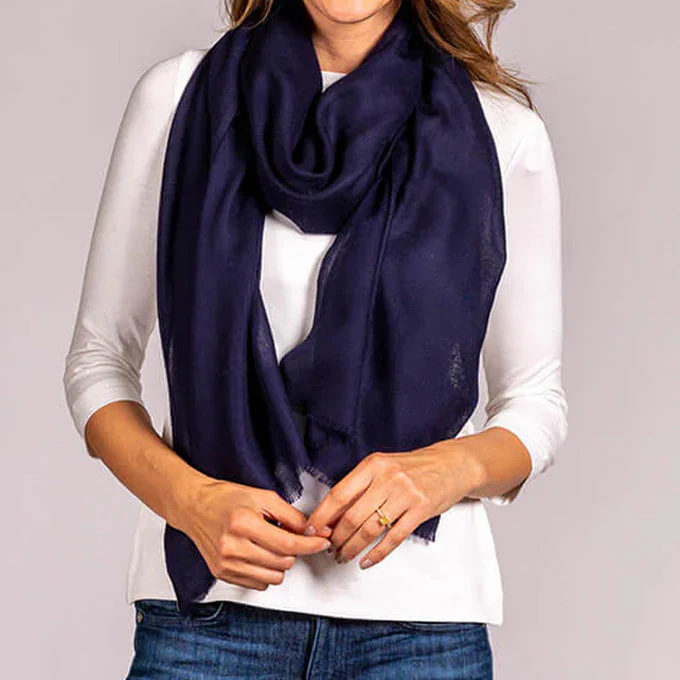 Classic Midnight Navy Cashmere and Silk Wrap - Image 3